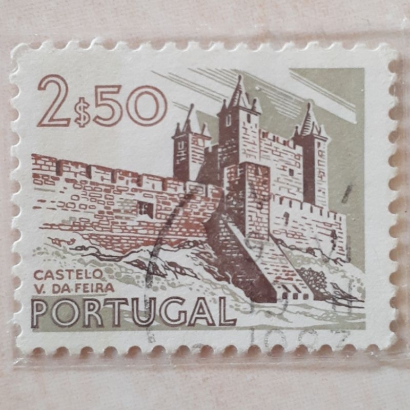 

Perangko Portugal Landscapes and Monuments (Vila da Feira Castle) Tahun 1973