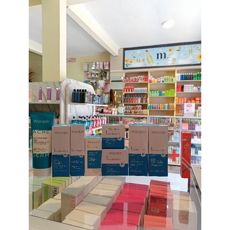Paket Wardah Acnederm Series Complete [8in1]+ FREE wardah exclusive lipcream (05 speechless)