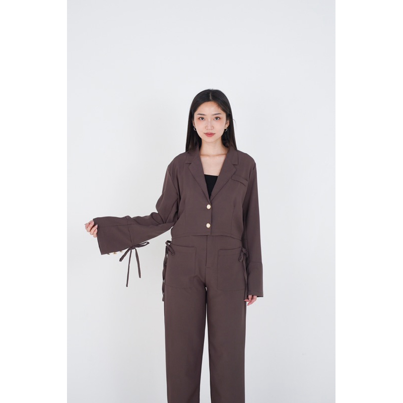 NAVERTINE | Kendall Blazer Set - Setelan Wanita - Setelan Blazer