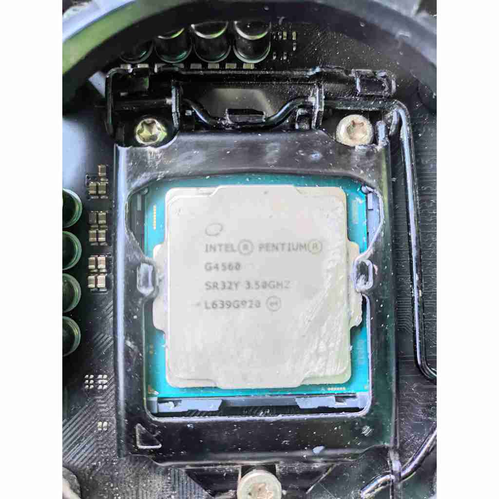 Intel Pentium G4560