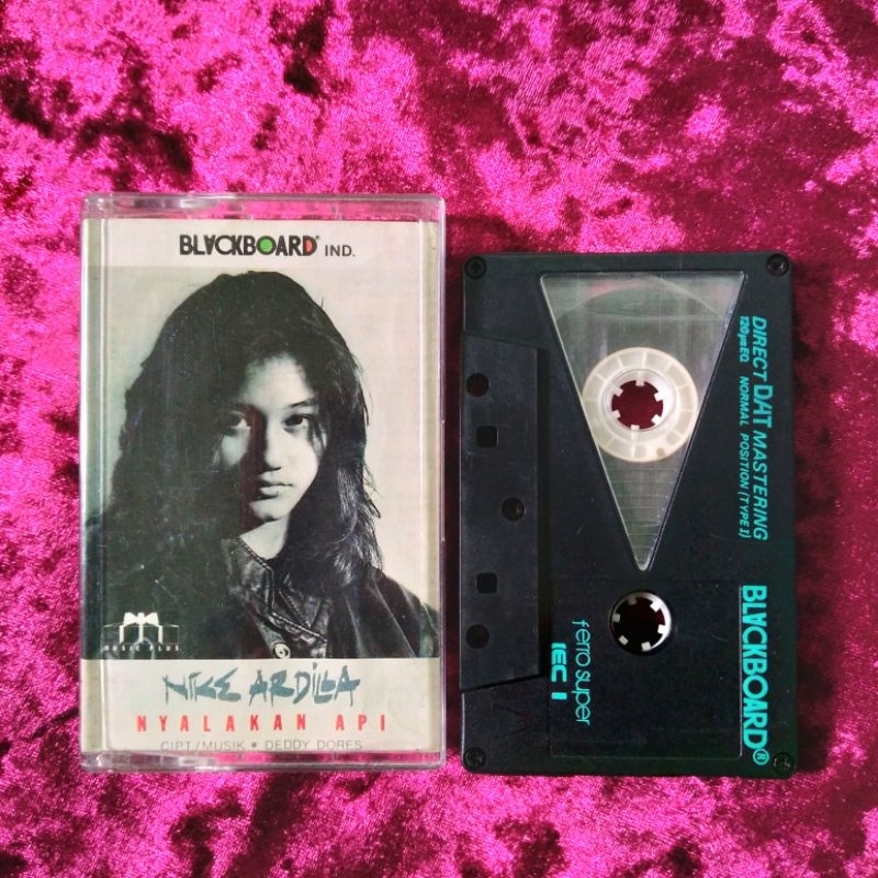 Kaset Pita Nike Ardilla - Nyalakan Api