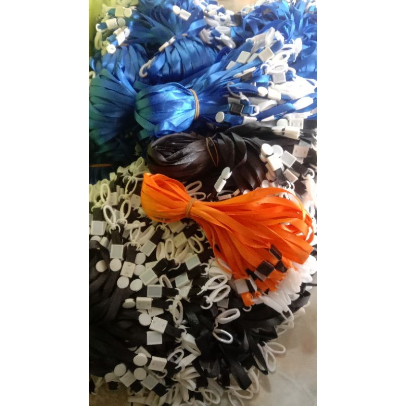 

tali lanyard kecil