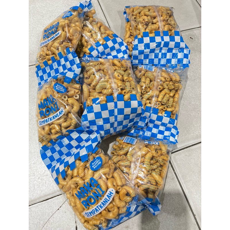 

makaroni rasa bumbu rujak / harga per renteng isi 10