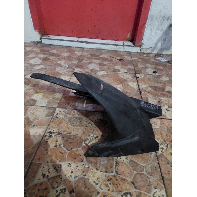 spakbor kolong tutup rante rantai cbr 250 rr original copotan