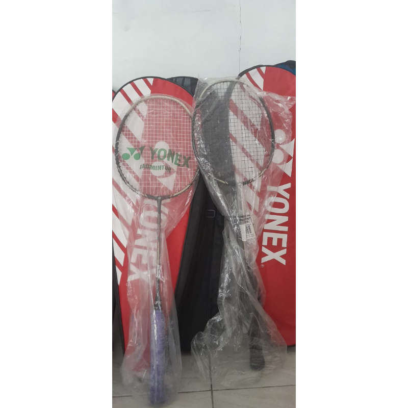 Raket Yonex ARCSaber 69 Light