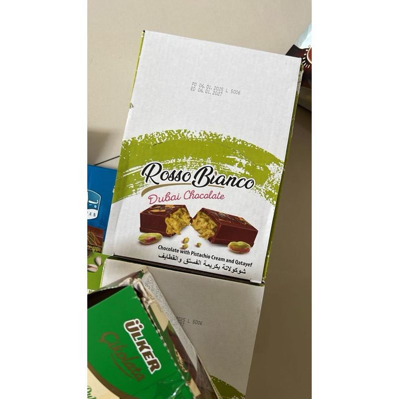 

Rosso Bianco Dubai Coklat