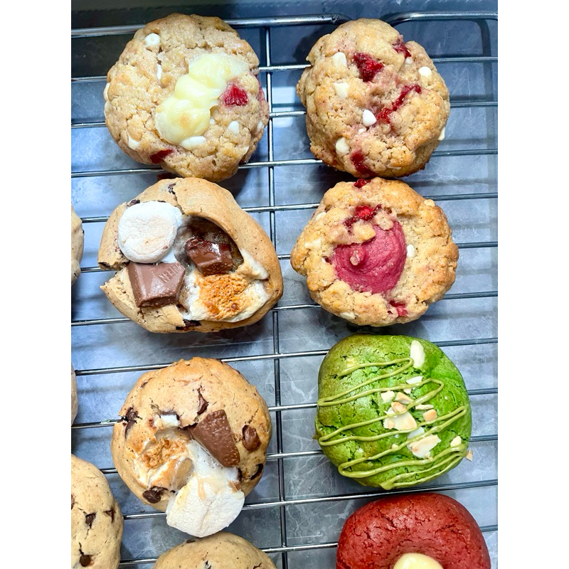 

Artisan Soft Baked Cookies Cinnadrools - Regular Size Cookie