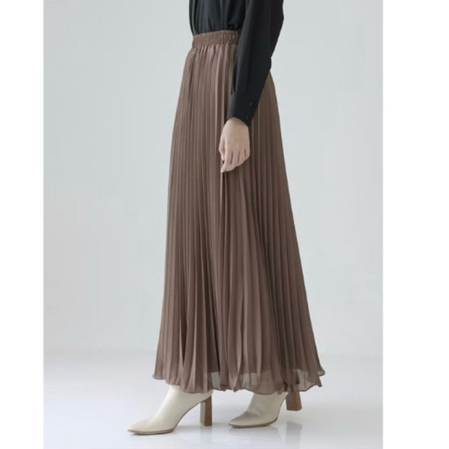 Preloved Reska Skirt by Aska Label