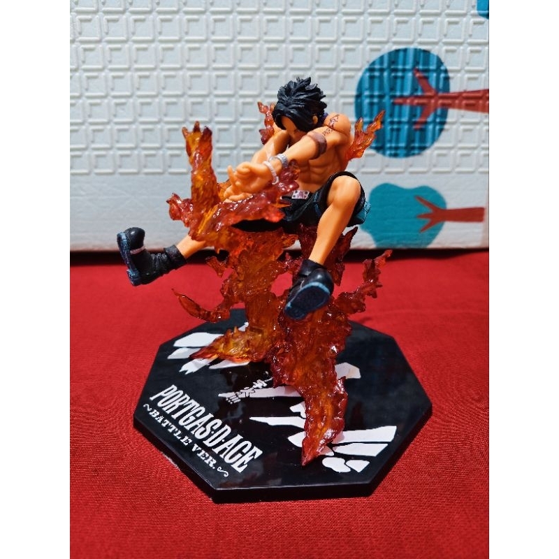 ACTION FIGURE ONE PIECE PORTGAS D ACE Battle Version FZO (foto asli)