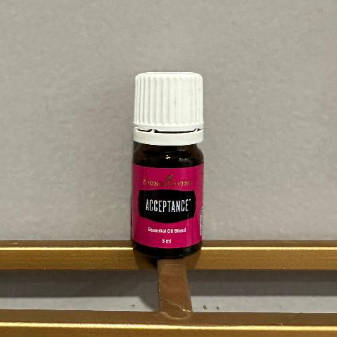 Acceptance oil 5ml young living - original Segel