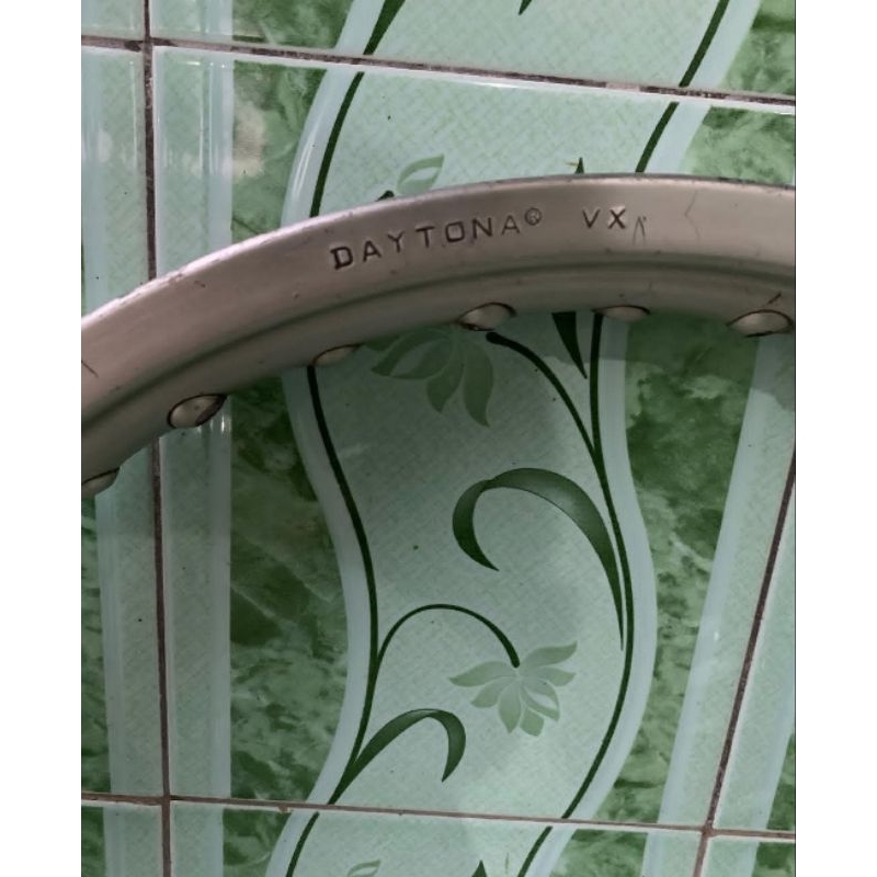 velg daytona vx ring 17-185
