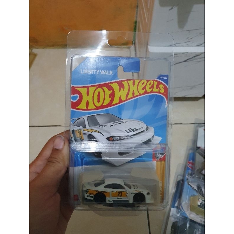 hotwheels s15 lbwk putih