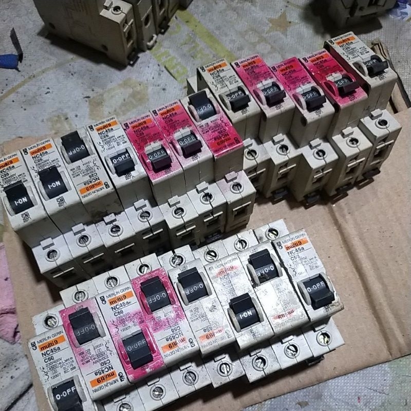 MCB MERLIN GERIN C6 C25 C50 C63