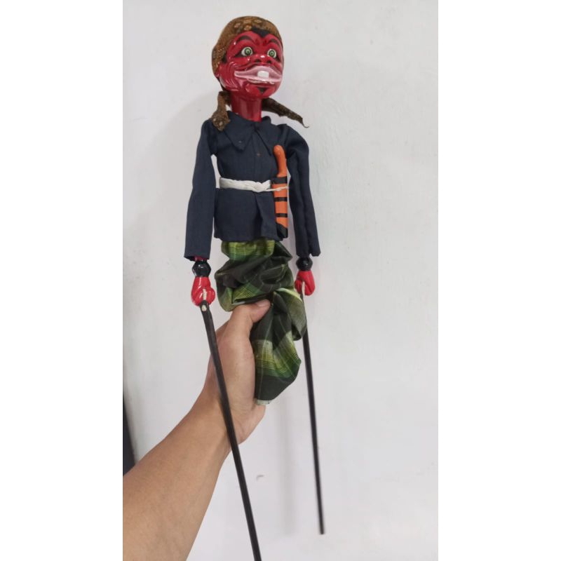 wayang golek cepot dan dewala