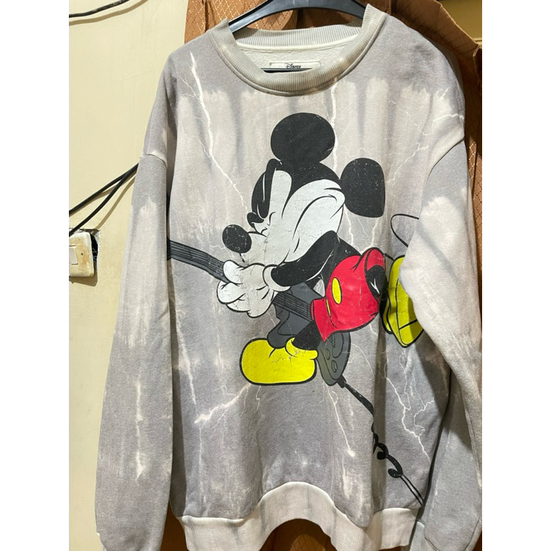sweater mickey mouse pull&bear