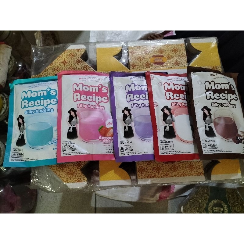 

silky pudding varian stoberi,chocolate,taro,bubble gum,lyehe