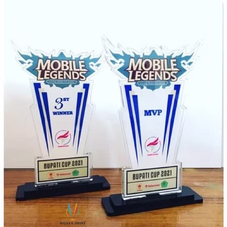 Piala Mobile Legend Piala E Sport Plakat ML Plakat Mobile Legend Akrilik