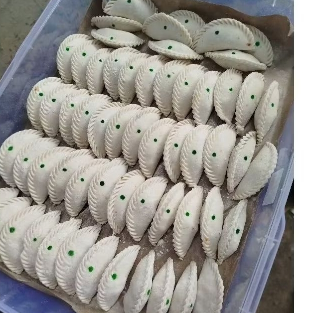 

CIRENG ISI (isi 10 pcs)ayam suir pedass, bakso mercon, keju chedar