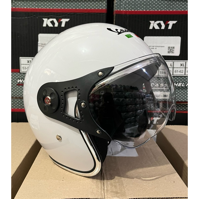 helm Vespa pilot
