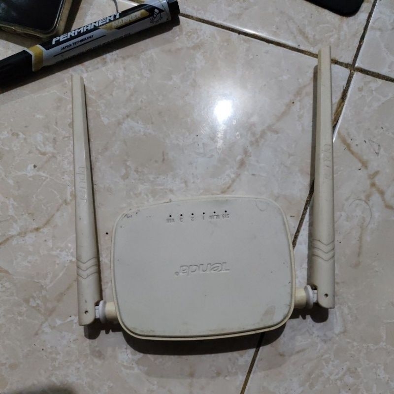 Tenda N301 Wireless N300 Easy Setup Router