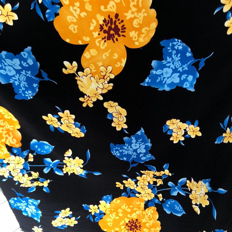 kain zara crepe motif - kain zara crepe motif bunga - kain zara crepe motif inpor - kain zara crepe 