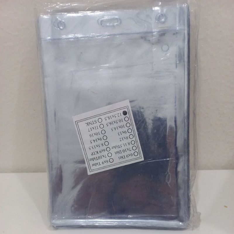 

plastik panitia uk. 12,5x18,5 berdiri/harga untuk per pak (isi100 lembar)