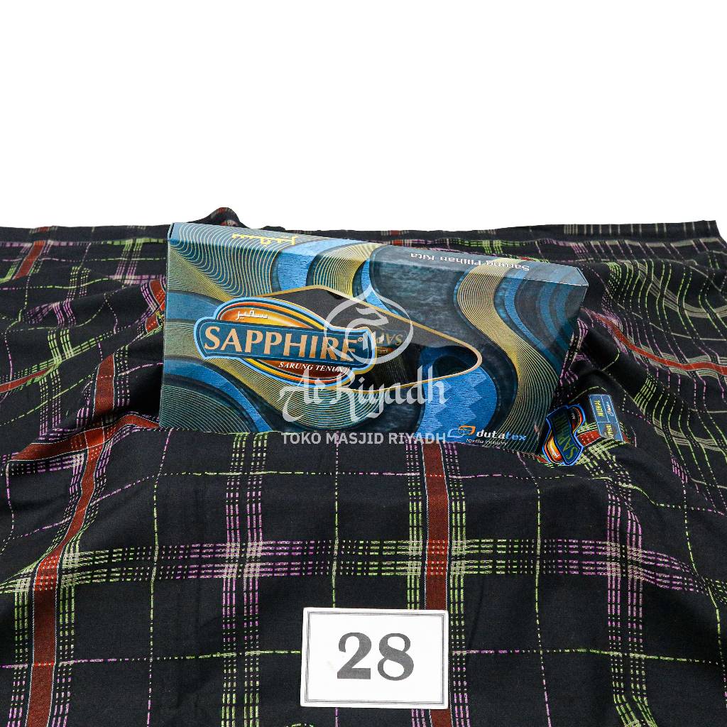 Sarung SAPPHIRE Motif Milenial Kotak Garis