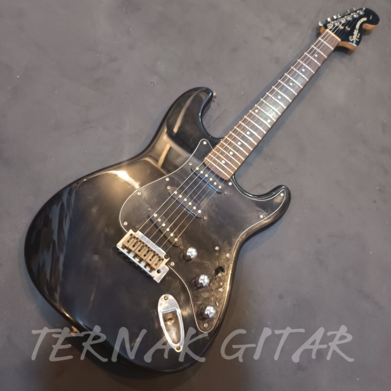 squier stratocaster standard matching headstock