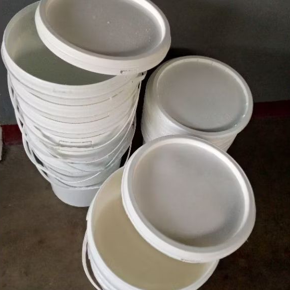 Ember Tutup 25 Kg Bekas Awet dan Serbaguna Ember plastik bekas cat 25kg PLUS TUTUP terdekat/Ember be