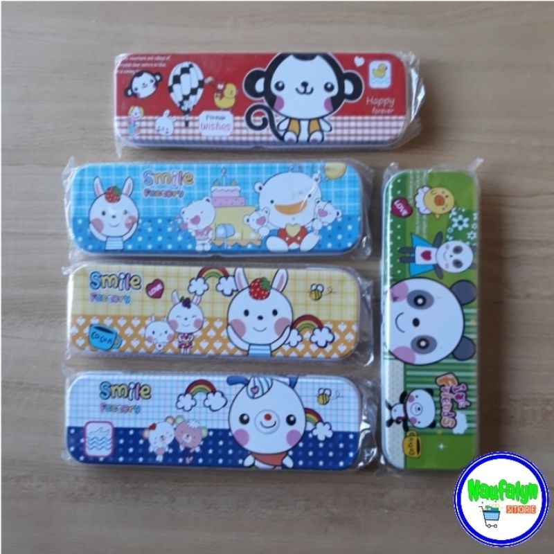 

Kotak Pensil Kaleng 2 Susun Motif Lucu Random ( 1 pcs )