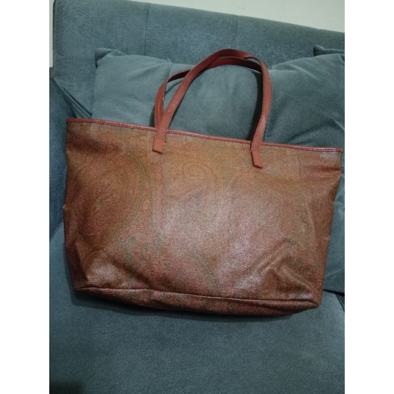 tas etro