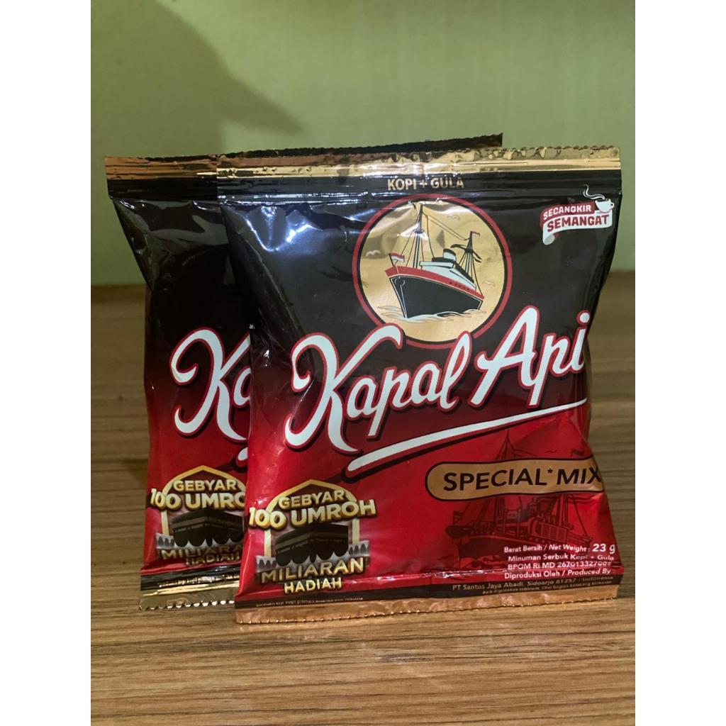 

TOKOSERBII - Kopi Kapal Api Special Mix Kopi Hitam + Gula 23gr 1 Rencengg isi 10 Sachet