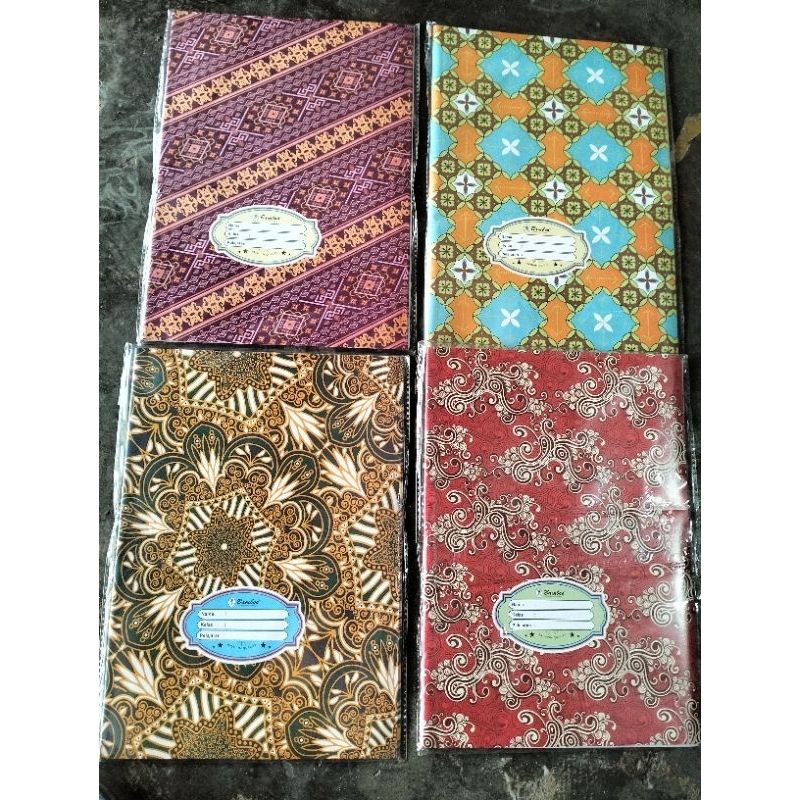 

1 Pack isi 20 Lembar Sampul Buku Boxy Campus motif campur