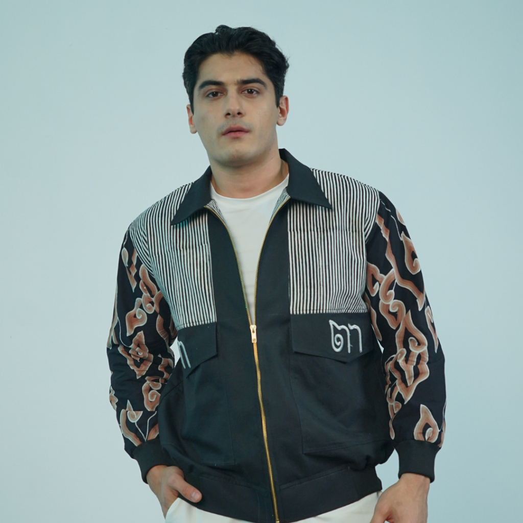 MOMEN - Batik Jacket with Mega Mendung Pattern Sky Black Aryan