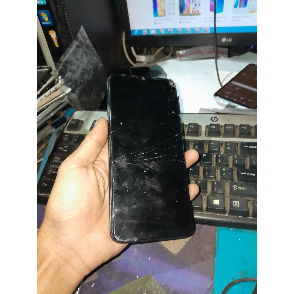 hotwav k3 2021 mesin normal lcd  & layar sentuh pecah