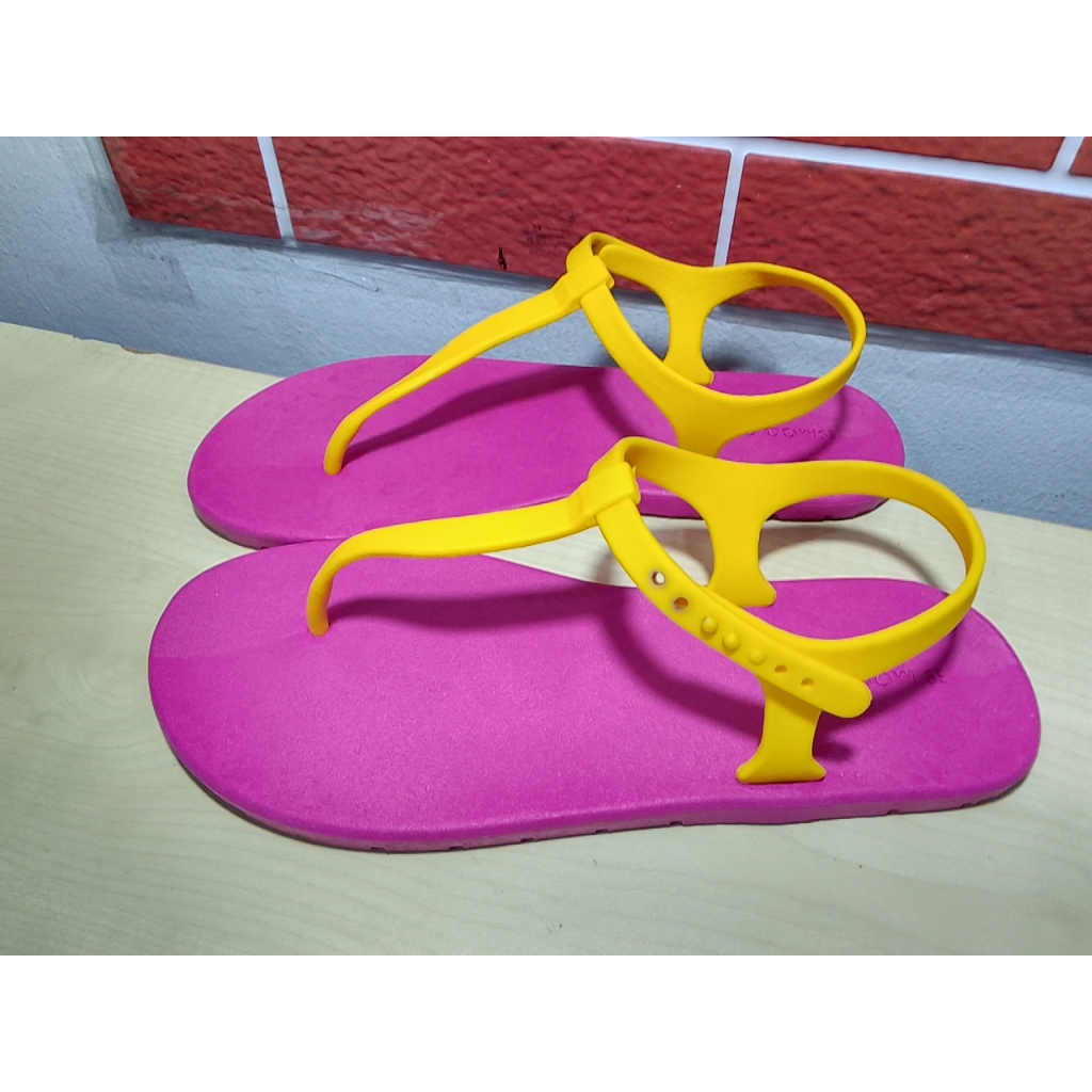 MOO CHUU made in THAILAND sandal wanita AUTHENTIC seperti baru