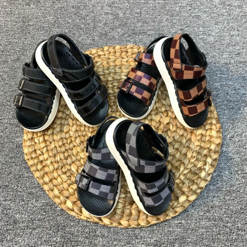 Sepatu sandal anak cowok / cewek umur 1 - 5  tahun size 21 - 30.