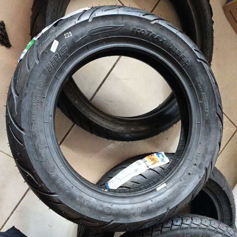 Ban Tubles IRC scoopy donat depan 100/90-12 Tubles