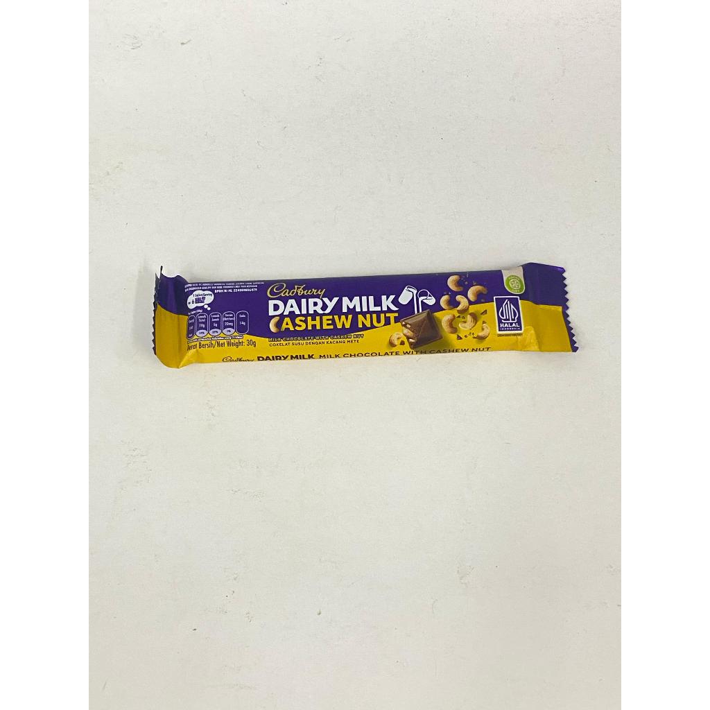 

CADBURY DM CASHEW NUT 62G