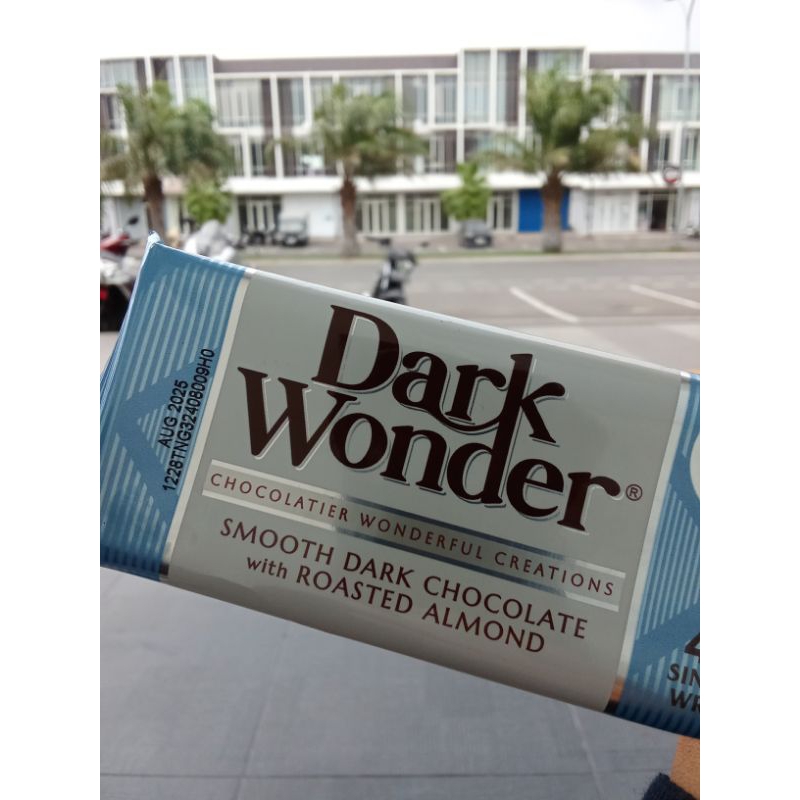 

Dark Wonder chocolate