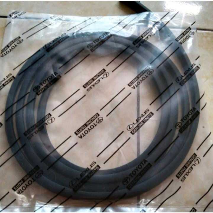karet kaca depan karet kaca besar fortuner 2005-2015