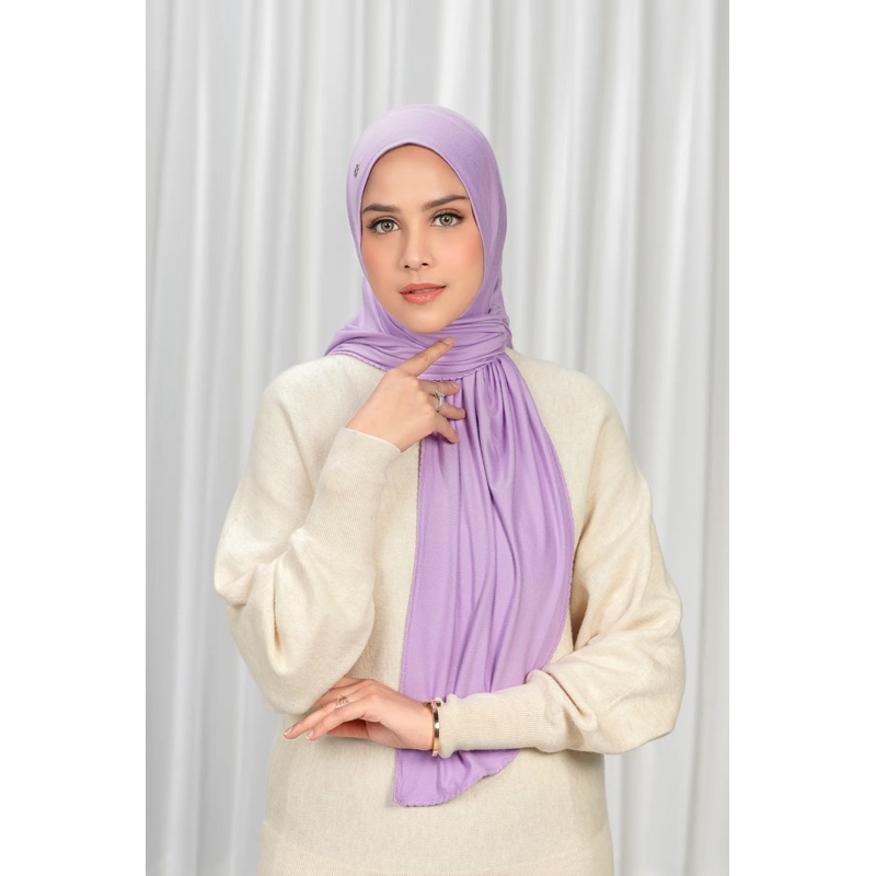 everyday jersey slip on lavender buttonscarves