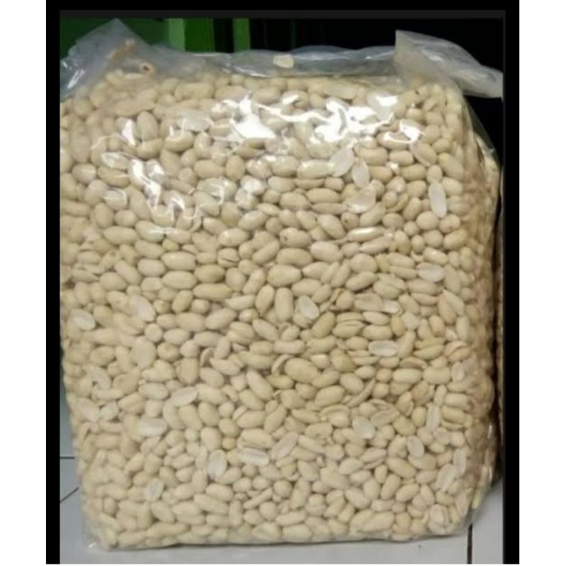 

kacang kupas