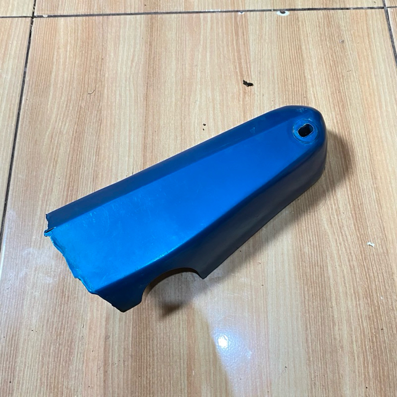 kempolan body belakang KIRI Yamaha v75 v80 warna biru