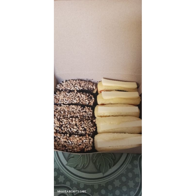 

PUKIS OLEH OLEH MOJOKERTO