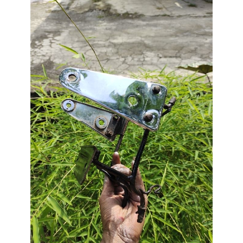 besi pangkon lampu set kupingan Honda Tiger 2000 original