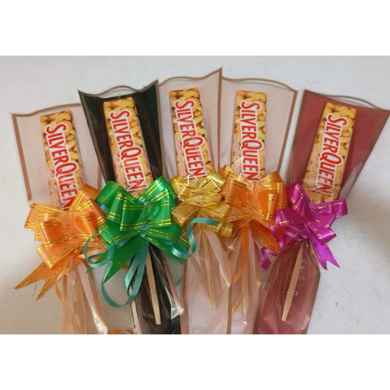 

Buket Coklat Silverqueen 58gr souvenir kado gift guru,valentine,ulang tahun
