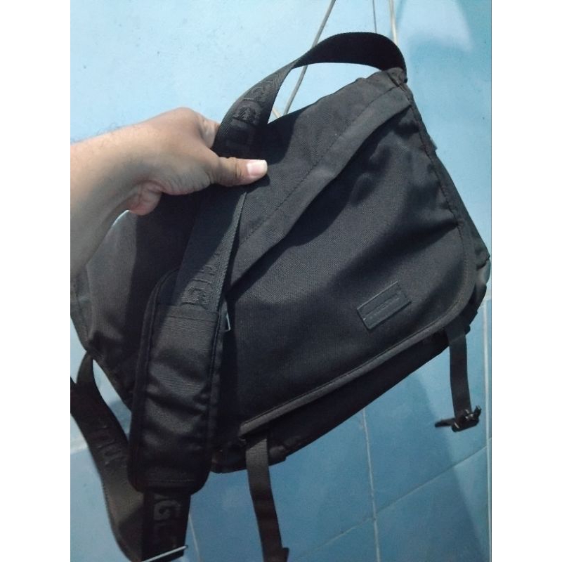 tas slempang pria wanita second preloved