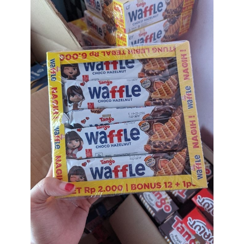 

Tanggo Wafel choco Hazelnut/snack coklat/12 Pcs Free 1