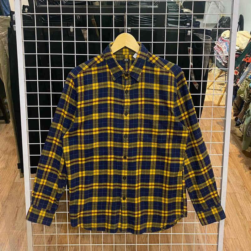 Uniqlo Plaid blue yelow Flannel Shirt